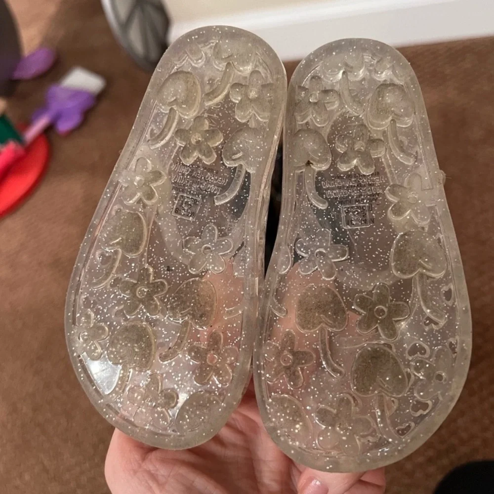 Bundle of 3 Pairs of Girls Shoes Slippers, Combat Boots, Jellies Size 18-24M/5